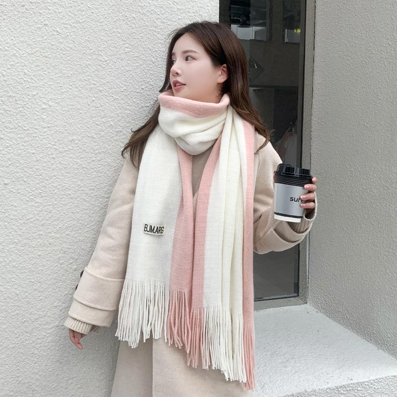 Men's And Women's Fashion Two-color Patchwork Tassel Warm Scarf