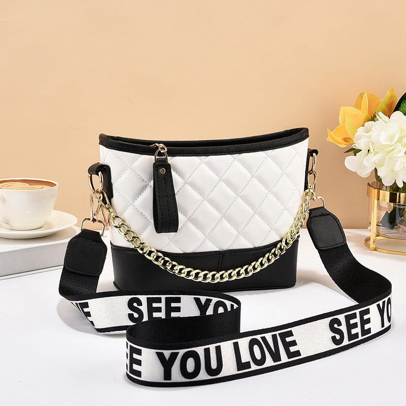 Fashionable And Versatile Crossbody Bag