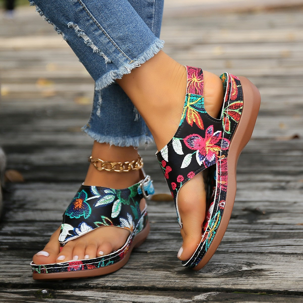 Herringbone Sandals Ethnic Style Embroidered Flower Back Buckle Wedge