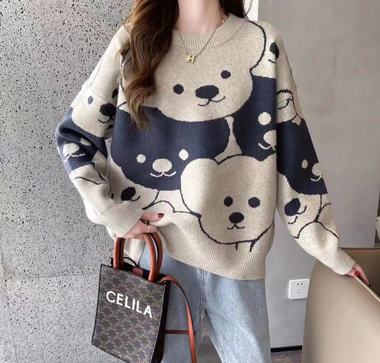 Crew Neck Loose Cartoon Bear Sweater Female Korean Version Pullover Knitted