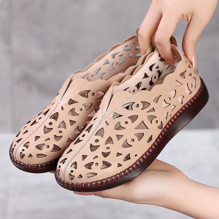 Summer Breathable Hollow Flat Round Toe Soft Bottom Plus Size Women's Hole Shoes