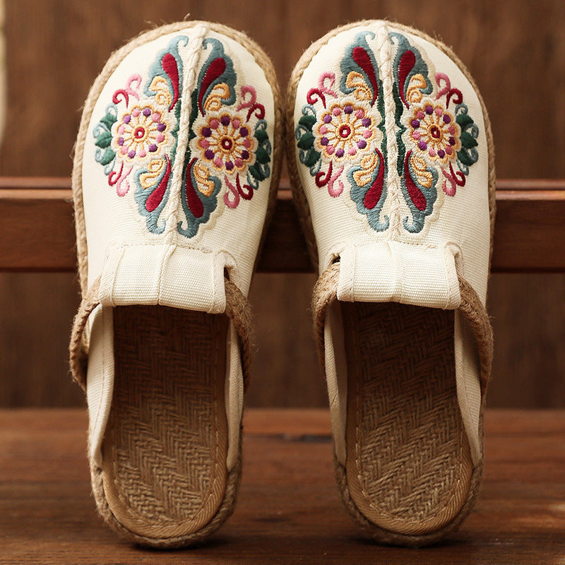 Ethnic Style Embroidered Slippers Hand-woven